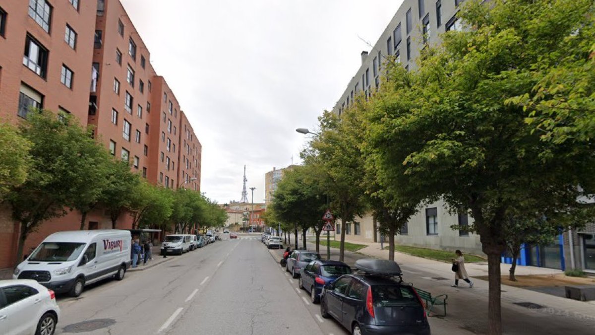 La calle San Pedro y San Felices, a la altura del número 53, en Burgos