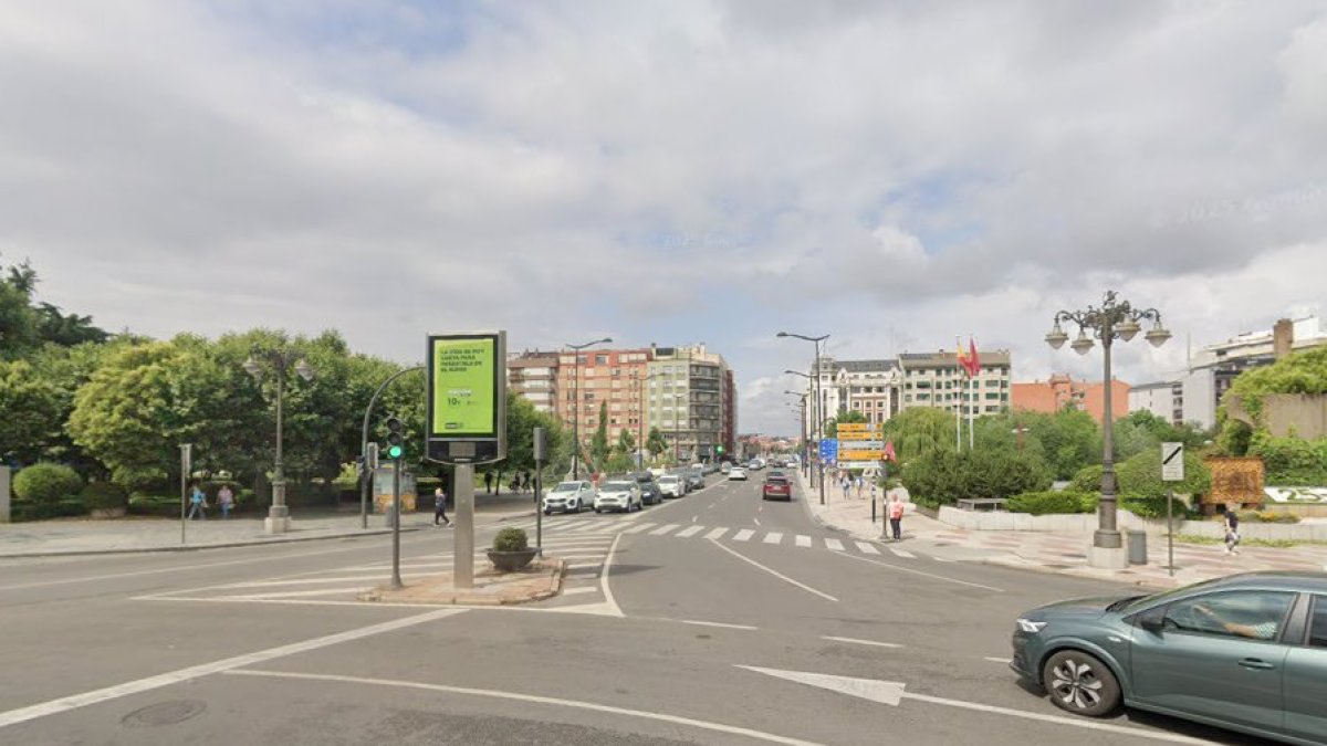 Puente de los Leones en León