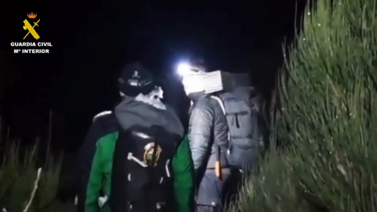 Rescatan a dos jóvenes desorientados en la Sierra de Gredos