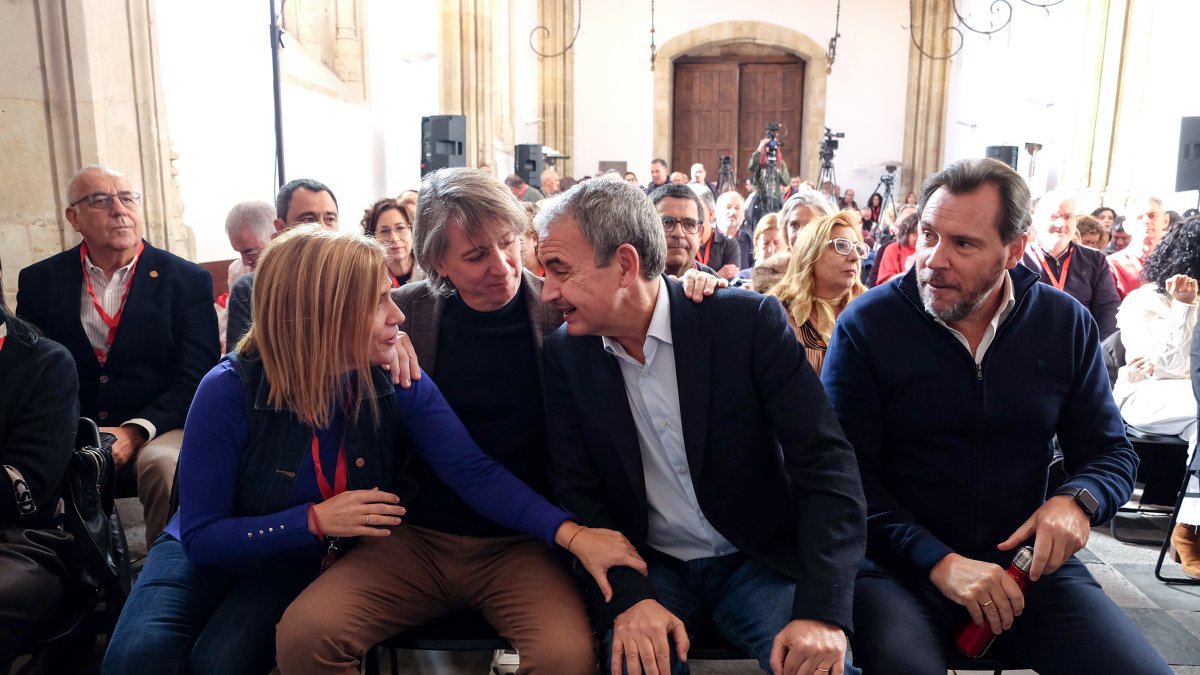 Carlos Martínez, José Luis Rodríguez Zapatero y Óscar Puente este sábado en Salamanca