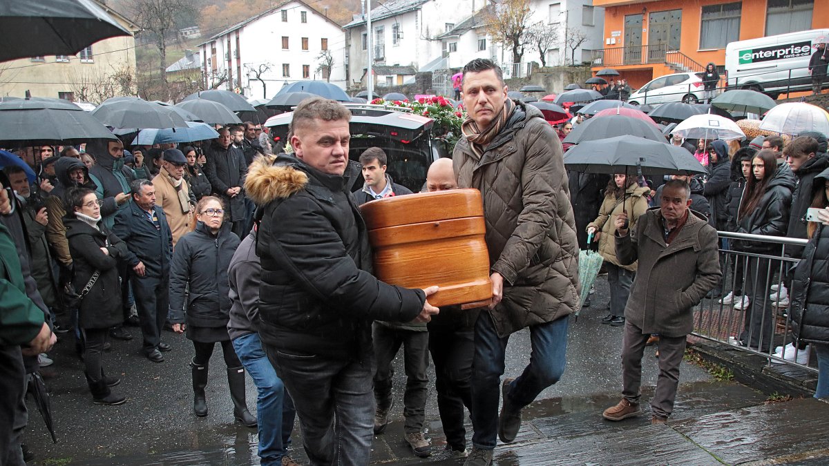 Funeral por el minero de León fallecido en Asturias