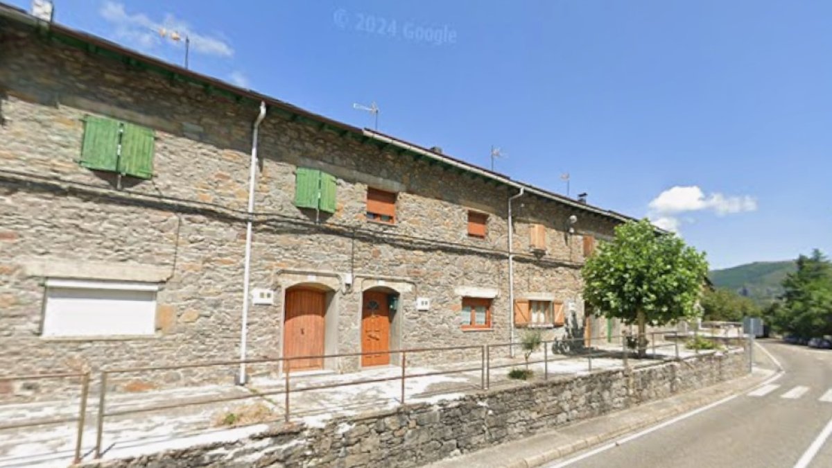 Carretera principal de Caboalles de Abajo, localidad del suceso.