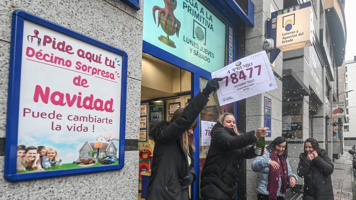 Dos series del cuarto premio vendido en la administración número 12 de Burgos