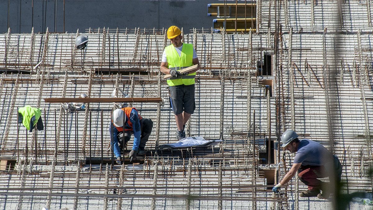 Obreros en obras