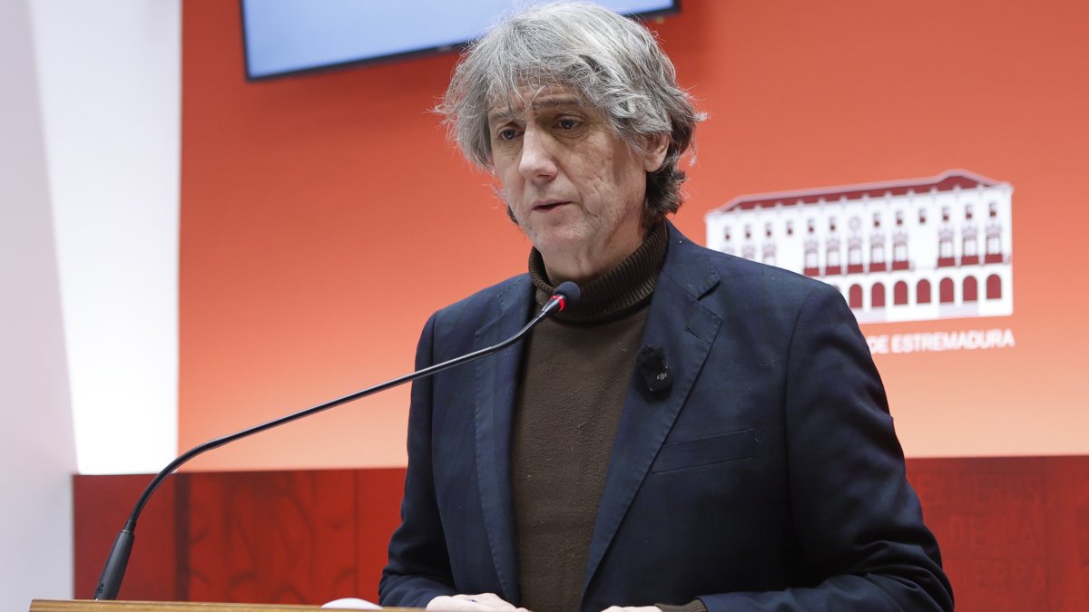 El alcalde de Soria, Carlos Martínez, comparece tras la reunión de la Junta de Gobierno Local