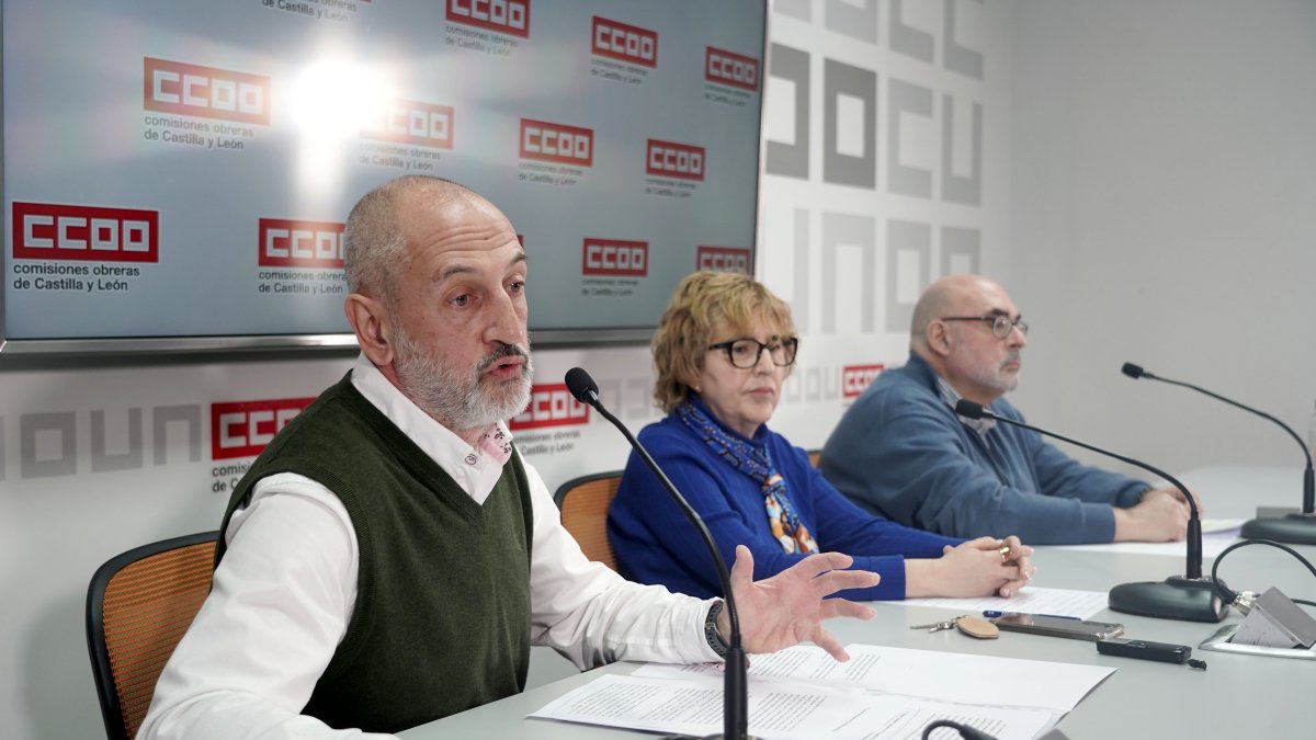 José Ramón Jiménez, Ana Fernández de los Muros Y Jesús García