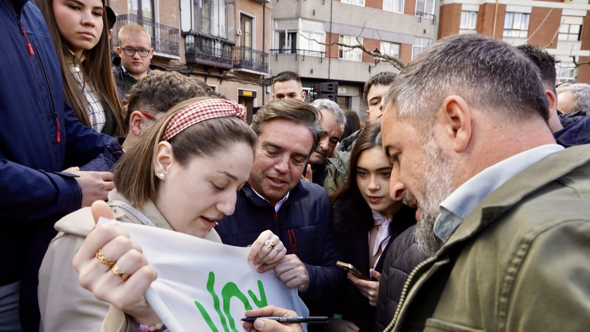 El presidente de Vox, Santiago Abascal, en el acto público en Medina del Campo (Valladolid).