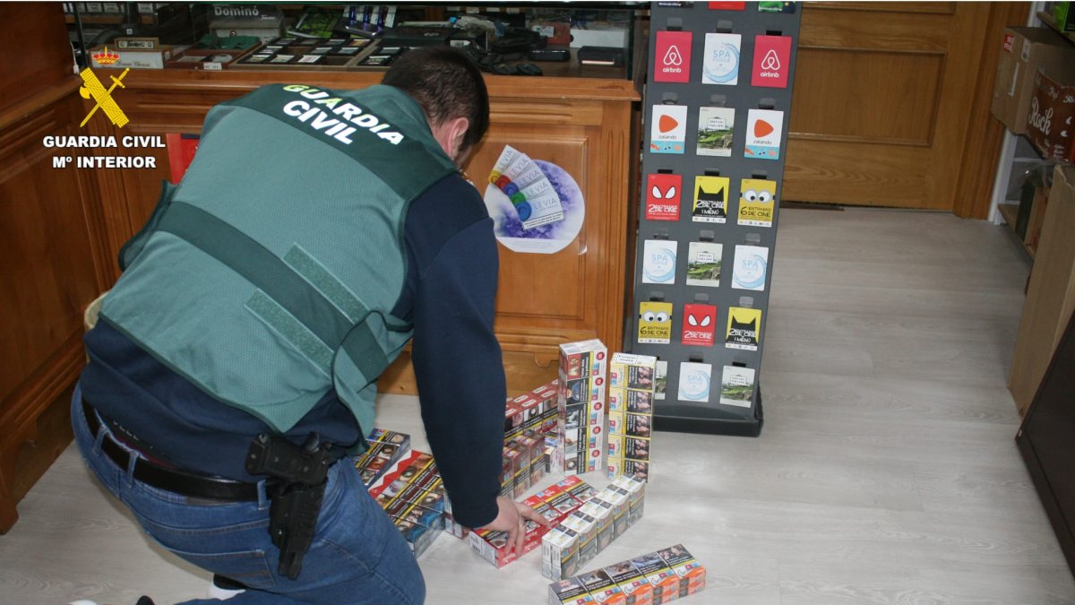 Detenido por robar tabaco valorado en 3.300 euros en Arroyo de Cuéllar