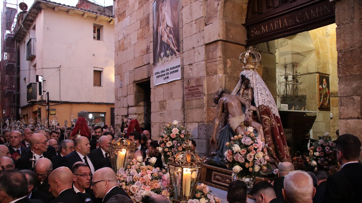 Procesión de la Virgen del Mercado, también conocida como la ‘Morenica’, en León.