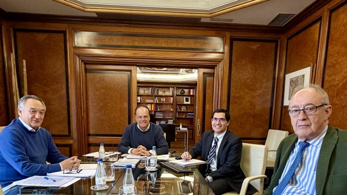 Foto del pleno del Consejo de Cuentas de este miércoles antes de la aprobación de la Memoria