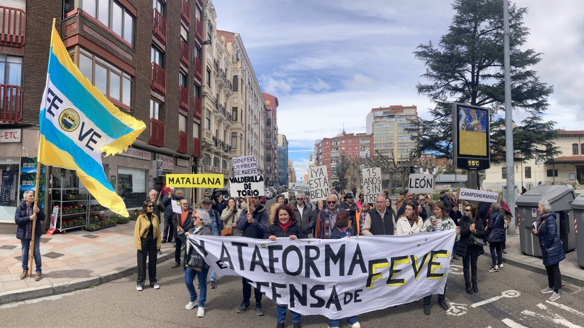 La Plataforma en Defensa de Feve convoca un nuevo corte de tráfico reivindicativo.