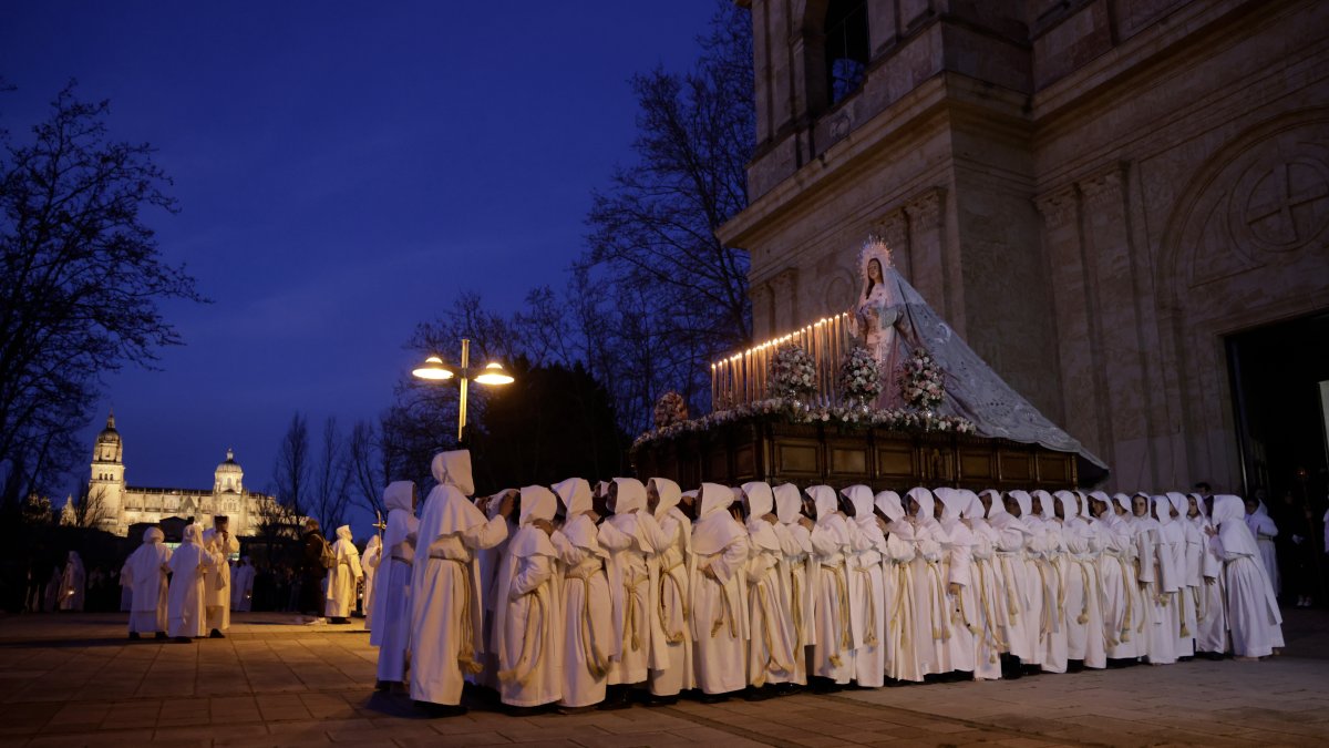 Procesión del Cristo del Amor y de la Paz de la Semana Santa de Salamanca.