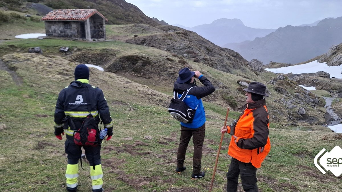 Imagen de las labores de búsqueda durante la jornada del martes.