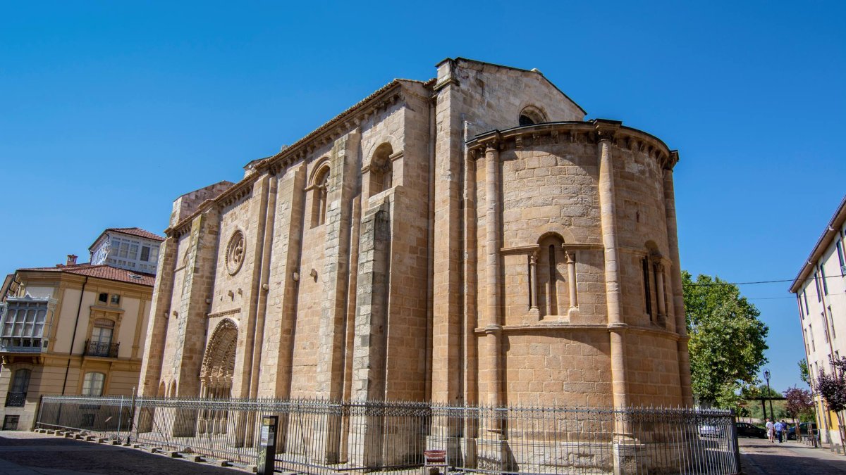 La Iglesia de Santa María Magdalena, uno de los templos románicos más elegantes de Zamora, escenario de una de sus tradiciones más curiosas