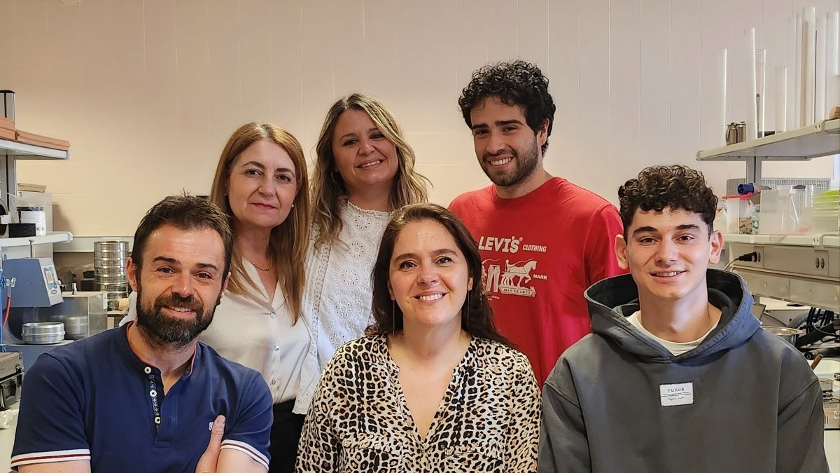 Aitor C. Raposeiras, Mª Ascensión Rodríguez Esteban, Diana Movilla Quesada, Ana Belén Ramos Gavilán, Jorge Edgardo Gallegos Molina y Mario Arranz Tamames