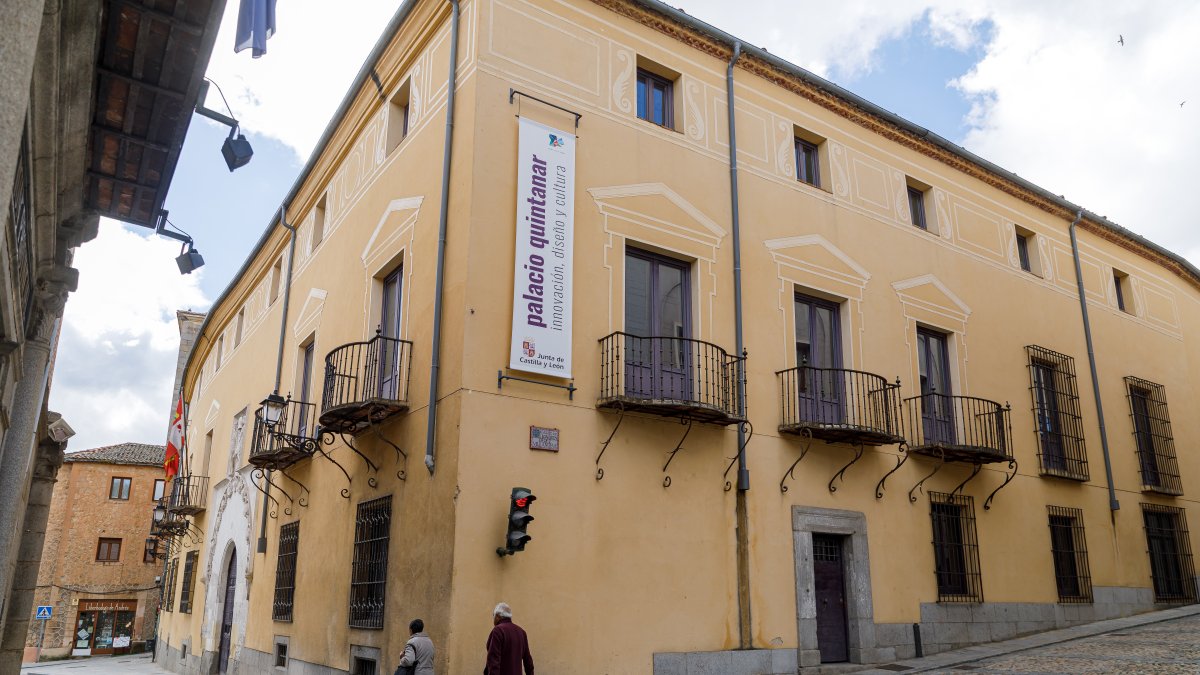 El Palacio Quintanar, muy Próximo al Palacio Provincial, que alberga la diputación de Segovia