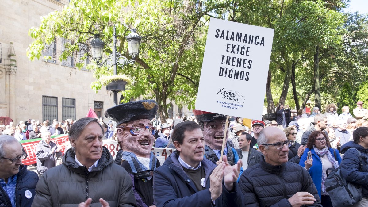 Manifestación en defensa de las conexiones ferroviarias de Salamanca