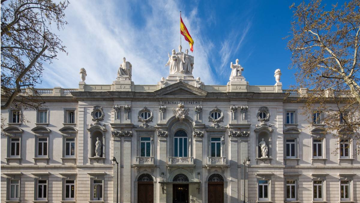 Fachada del Tribunal Supremo, órgano que ha ratificado la condena a los tres jóvenes de León.