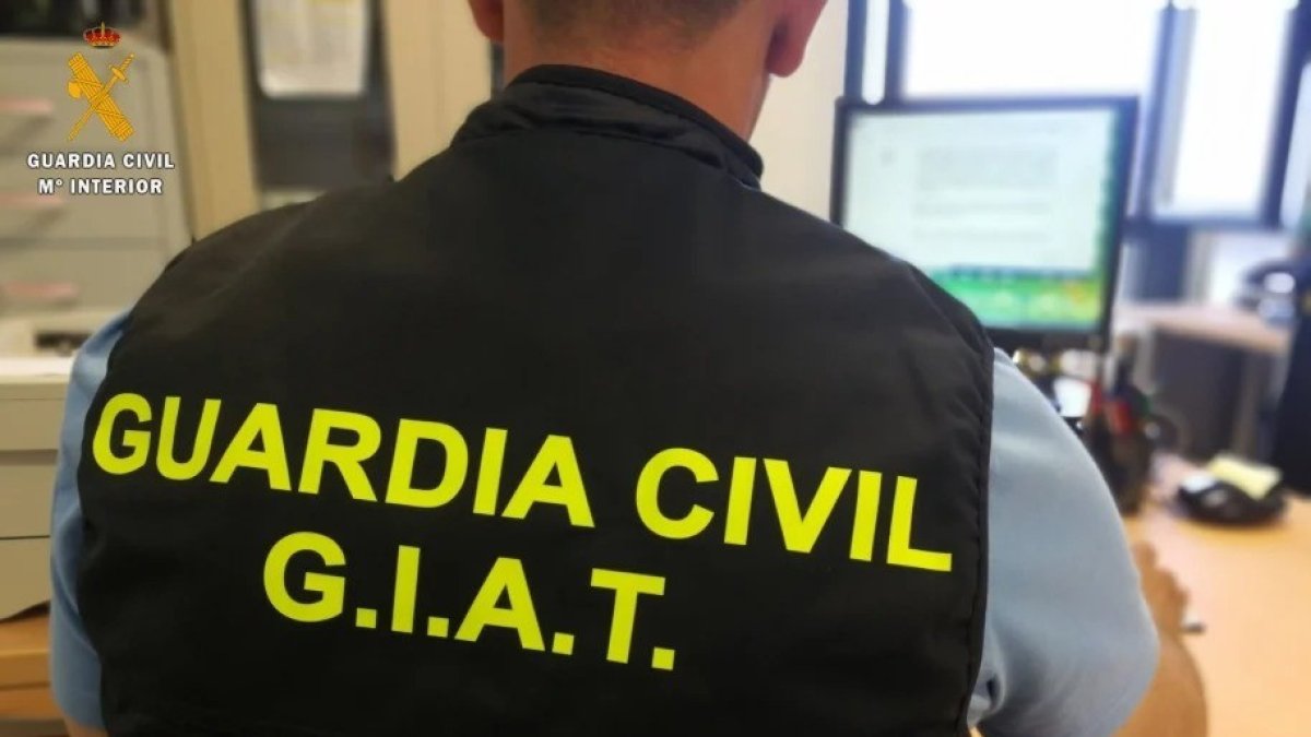 Imagen de archivo de una investigación del Grupo de Investigación y Análsis de Tráfico de la Guardia Civil.