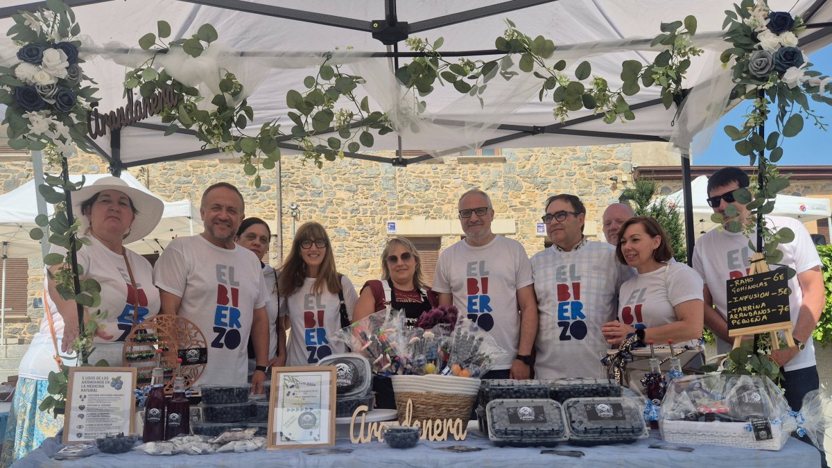 Segunda edición de la Feria Apostando por el Bierzo. Naturalmente’ celebrada en Toreno (León)