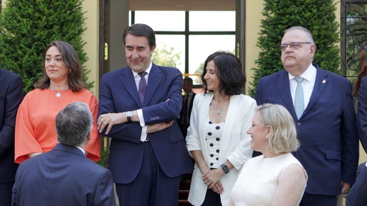 CONSEJEROS DEL NUEVO GOBIERNO