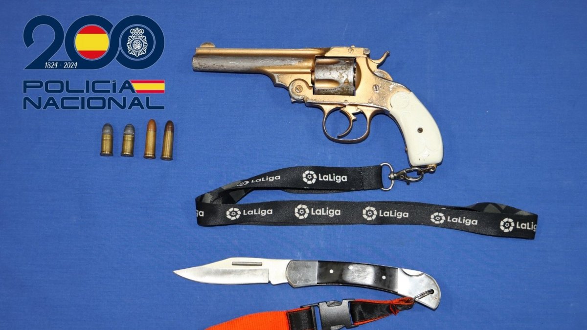 Material intervenido por la policía.