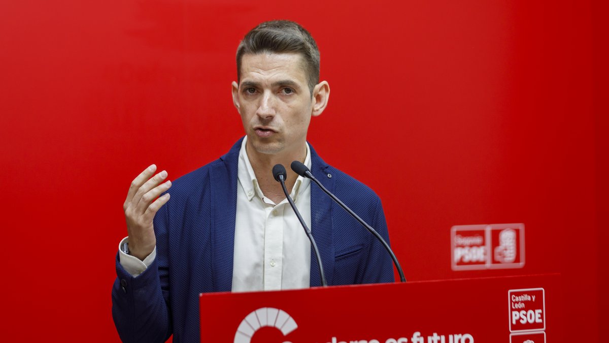El portavoz de Cultura del PSOE, Sergio Iglesias