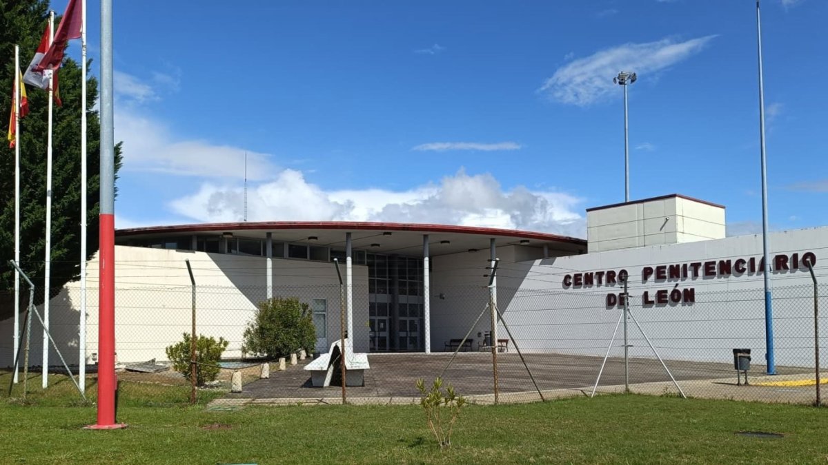 Entrada del Centro Penitenciario de León