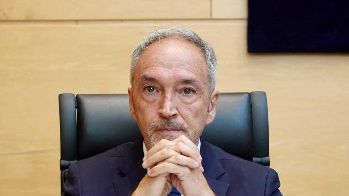 El consejero de Cultura, Turismo y Deporte, José Alberto Díaz Pico, presenta el programa de actuaciones que desarrollará su departamento en la XII legislatura.
