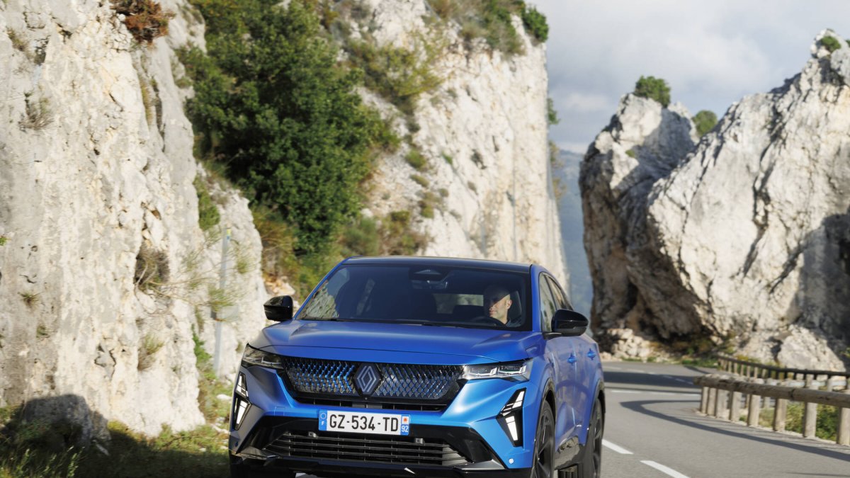 Renault Rafale hyper hybrid