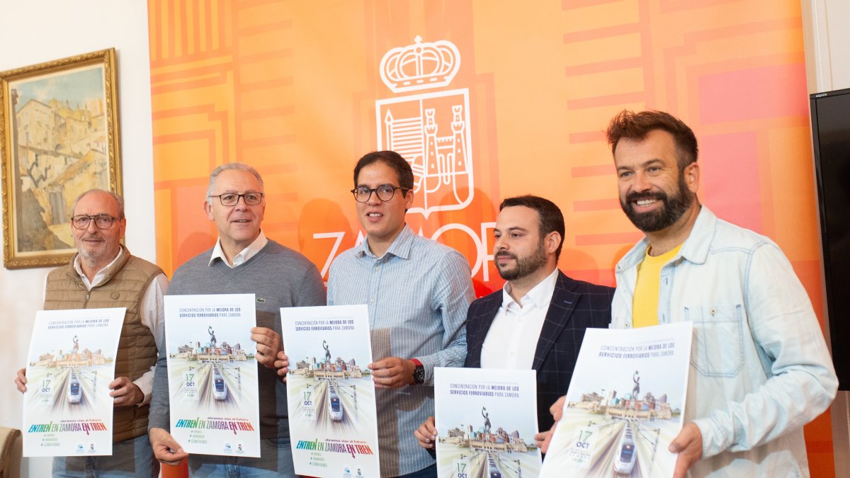 Los portavoces de los partidos en el Ayuntamiento de Zamora, en un momento de la rueda de prensa.