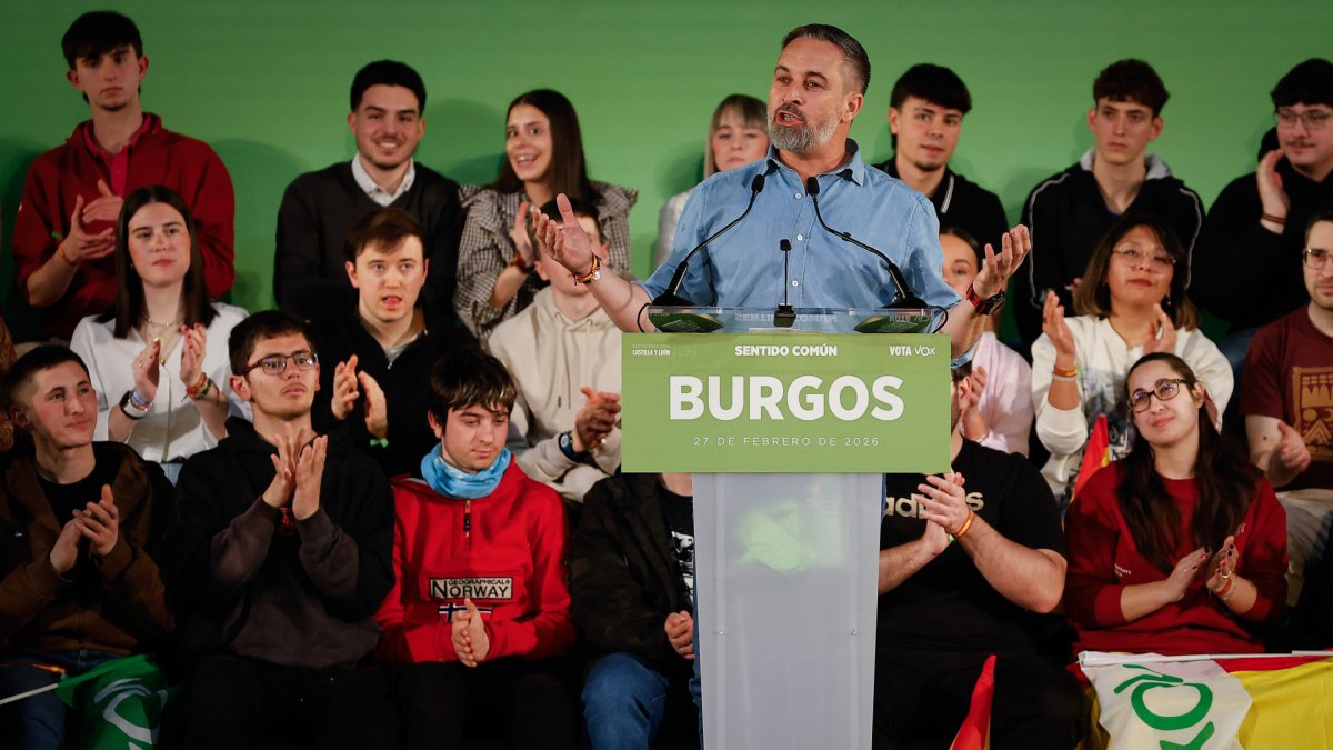 El presidente de VOX, Santiago Abascal, en un acto público en el Polideportivo Municipal El Plantío, en una imagen de archivo.