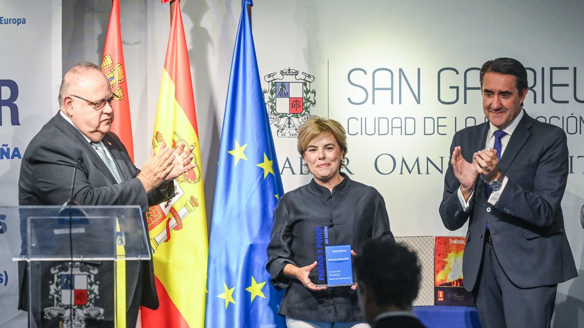 Alejandro Vázquez, Soraya Sáenz de Santamaría y Juan Carlos Suárez-Quiñones