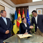 El presidente de la Junta de Castilla y León, Alfonso Fernández Mañueco, visita Burgohondo con motivo de la romería en honor de María Auxiliadora