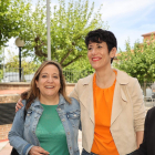 La candidata del PSOE al Parlamento Europeo, Iratxe García, y la ministra de Inclusión, Seguridad Social y Migraciones, Elma Saiz