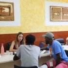 Subsaharianos de Mali y Senegal en el centro Barnabitas de Palencia