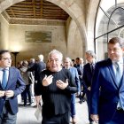 Juan Manuel Corchado, Ferran Adrià y Alfonso Fernández Mañueco durante el encuentro en la Universidad de Salamanca. ICAL