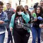 La 'reina de la burundanga' a su salida de la Audiencia Provincial de León.