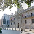 Fachada de la facultad de Derecho de la Universidad de Valladolid.