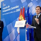 Carlos Fernández Carriedo y Alfonso Fernández Mañueco, en la presentación de los Presupuestos de 2026.