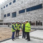 El presidente de la Junta de Castilla y León, Alfonso Fernández Mañueco, visita las obras del nuevo Hospital de Aranda de Duero.