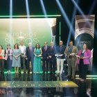 Foto de Familia de autoridades y galardonados en la XI edición de los Premios Surcos.