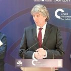 Martínez Mínguez comparece tras un encuentro con las Opas.