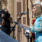 El alcalde de Salamanca, Carlos García Carbayo, preside el pregón de las Ferias y Fiestas de Salamanca que pronuncia María Victoria Mateos, doctora en Medicina especialista en Hematología y profesora de la Universidad de Salamanca.- ICAL