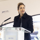 La ministra de Transporte, Raquel Sánchez, interviene durante la puesta de la primera piedra de la planta de Switch Mobility, en Valladolid. -E. PRESS.