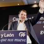 Alfonso Fernández Mañueco celebra su victoria en las elecciones de Castilla y León. -ICAL