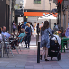 Calle peatonal de Ponferrada durante la segunda semana de la ciudad en fase 1. | ICAL
