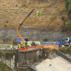Desmantelamiento del vano del viaducto de la A-6 en León.- Ical