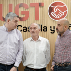 Manuel Carlos Martín, secretario de administración de UGT CyL, Faustino Temprano, y Óscar Lobo. ICAL