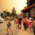 Las llamas obligan al desalojo preventivo de Monsagro (Salamanca).- ICAL